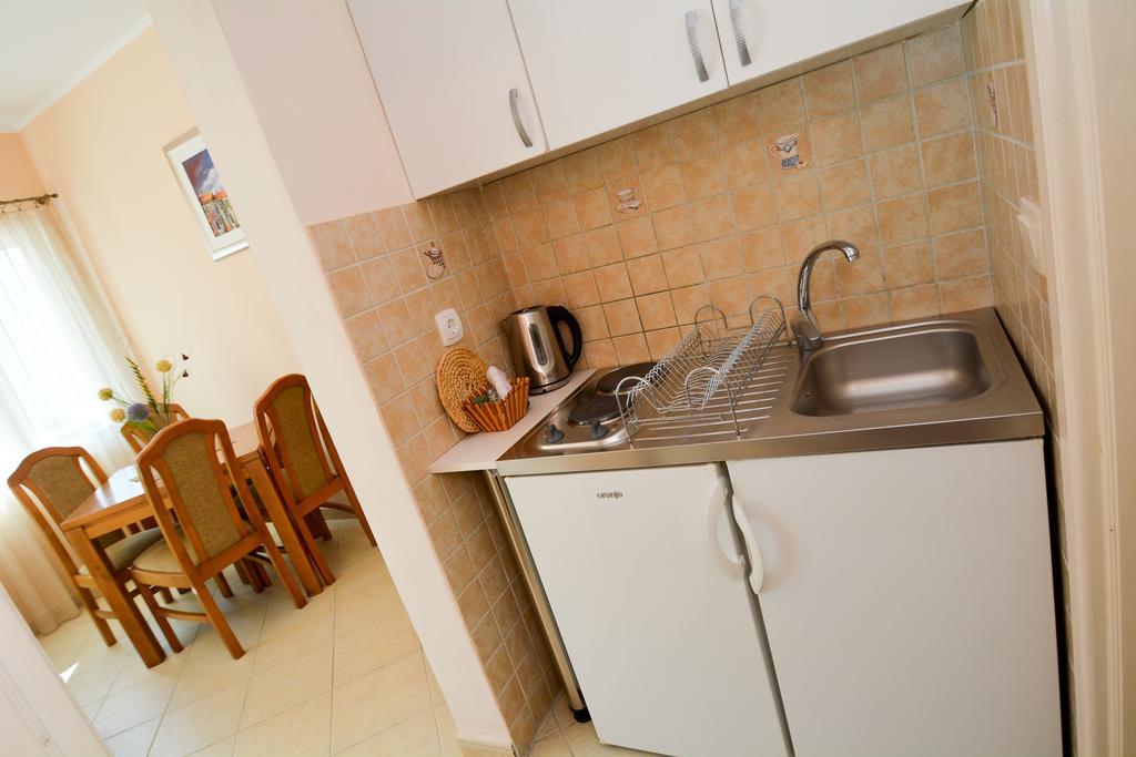 Apartments Jovanovic Котор Екстериор снимка