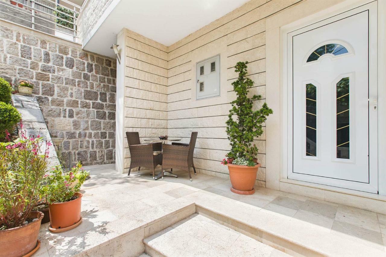 Apartments Jovanovic Котор Екстериор снимка