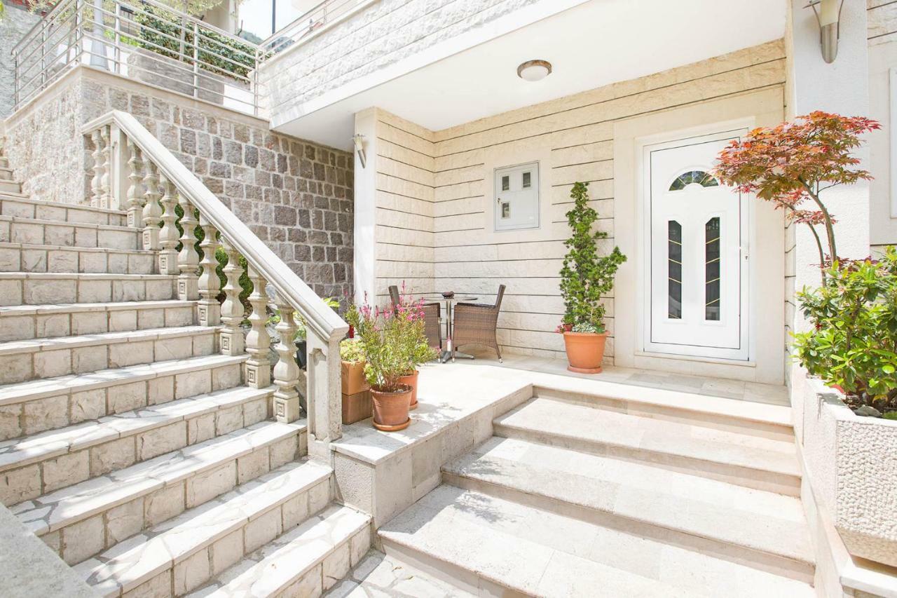 Apartments Jovanovic Котор Екстериор снимка